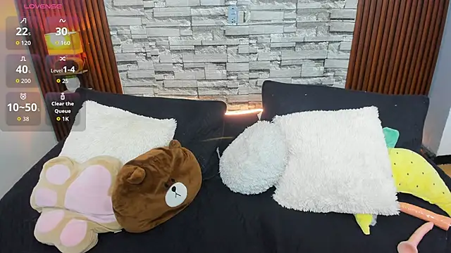 melody velvet online show from 10-29-25, 04:00