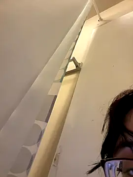 Yeye1309 online show from 10-31-25, 05:04