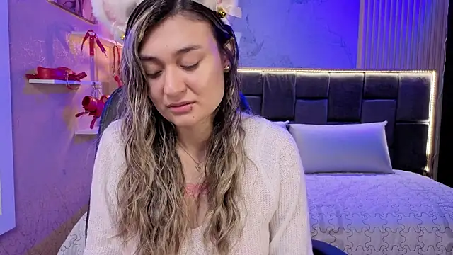 Im-Lola online show from 11-12-25, 08:45