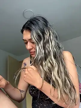 Im-Lola online show from 04-02-26, 01:40