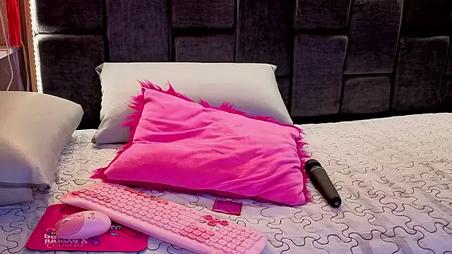 Im-Lola online show from 03-01-26, 10:15