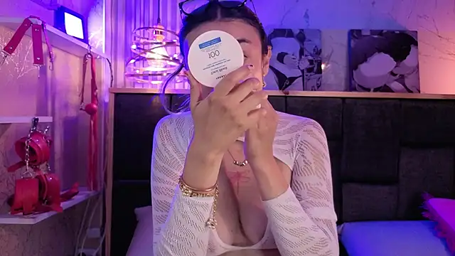 Im-Lola online show from 04-07-26, 10:11