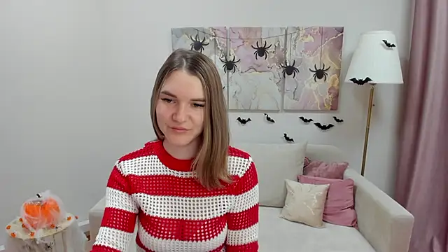 AriaAmaren online show from 10-31-25, 11:55