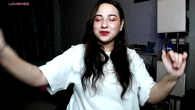 Snapshot of erica__mills chatting on 11-01-25, 09:30 erica  mills online show from 11-01-25, 09:30