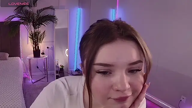 Alice Bloome online show from 10-29-25, 09:19