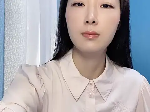 ella55-- online show from 11-16-25, 01:10