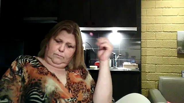 Sylviastar46 online show from 03-08-26, 06:11