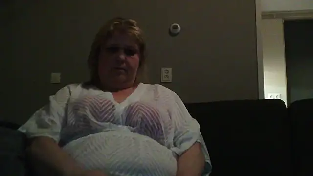 Sylviastar46 online show from 02-04-26, 09:10