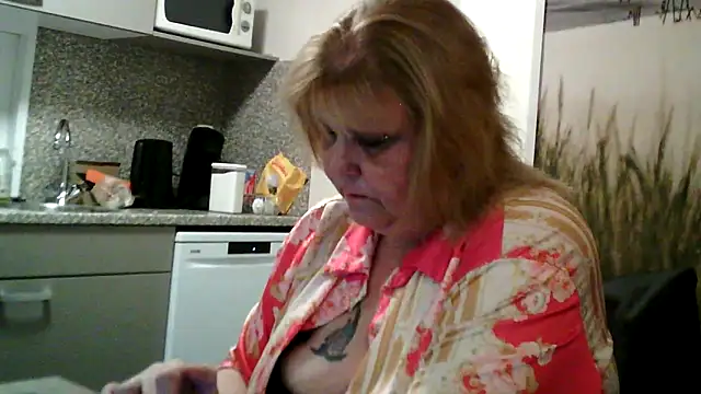 Sylviastar46 online show from 03-30-26, 06:53