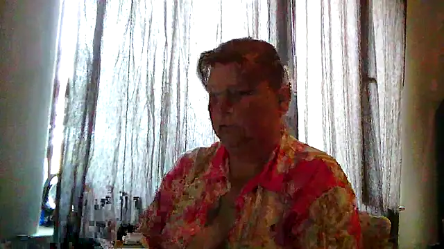 Sylviastar46 online show from 06-18-26, 07:40