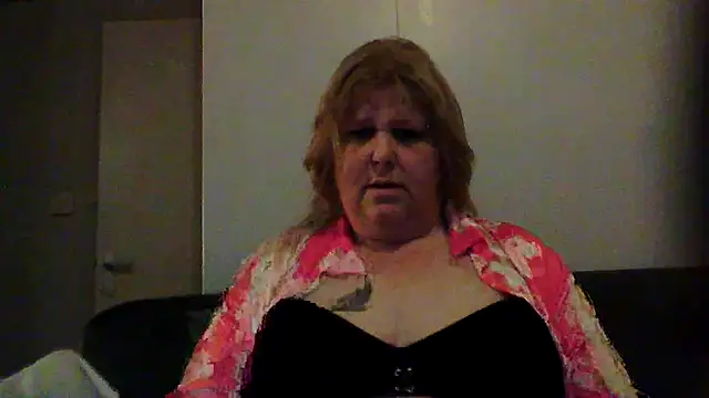 Sylviastar46 online show from 02-25-26, 11:04