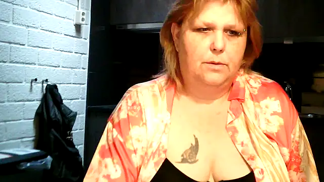 Sylviastar46 online show from 03-12-26, 08:29