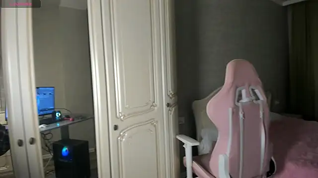 Seo yeonmik online show from 10-30-25, 02:32