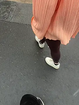 Teeny-Slut18 online show from 05-31-26, 09:37