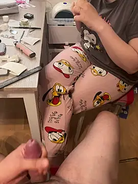 Teeny-Slut18 online show from 06-07-26, 11:15