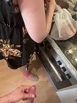 Teeny-Slut18 online show from 05-24-26, 10:37