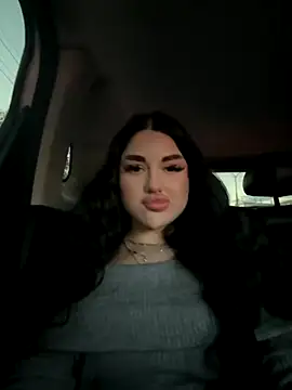 babygirllilly online show from 10-29-25, 02:16