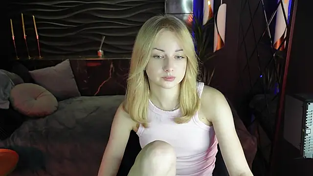 Jessie Cuti online show from 11-14-25, 01:37