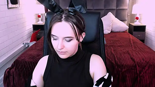 IreneBailey online show from 11-23-25, 09:19