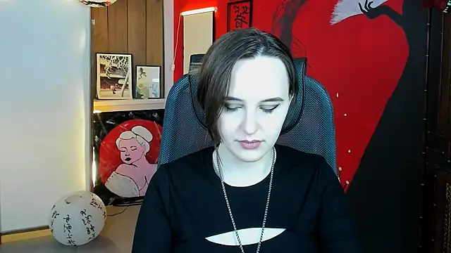 IreneBailey online show from 11-18-25, 09:23