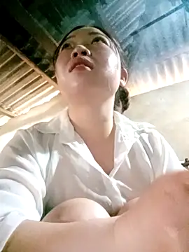 julybe online show from 03-19-26, 01:05