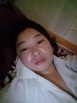 julybe online show from 06-15-26, 04:12
