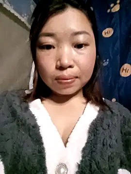 julybe online show from 02-10-26, 03:33