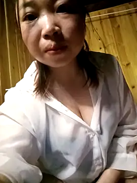 julybe online show from 04-02-26, 03:30