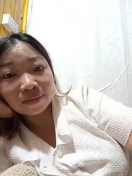 julybe online show from 06-14-26, 06:47