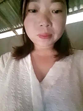 julybe online show from 04-09-26, 11:55