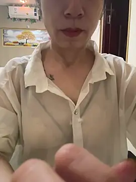 aniani11 online show from 04-12-26, 12:08