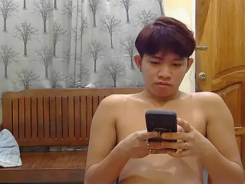 newcummersxx online show from 02-15-26, 02:27