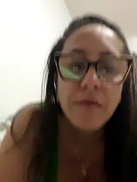 Snapshot of marjolyproibida chatting on 10-30-25, 11:08 marjolyproibida online show from 10-30-25, 11:08