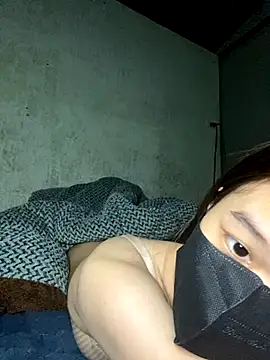 BUNNY050465 online show from 11-30-25, 03:35