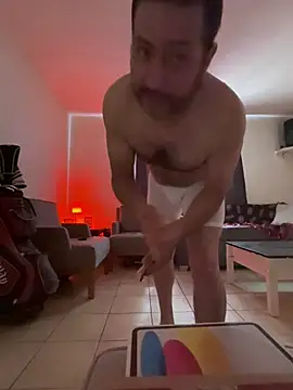 Snapshot of ezrah23 chatting on 01-09-26, 08:27 ezrah23 online show from 01-09-26, 08:27