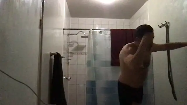 Snapshot of ezrah23 chatting on 11-17-25, 02:37 ezrah23 online show from 11-17-25, 02:37