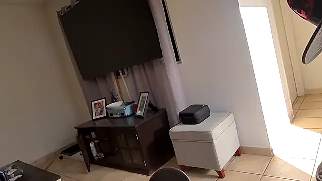 ezrah23 online show from 02-09-26, 05:00