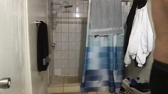 Snapshot of ezrah23 chatting on 12-03-25, 07:35 ezrah23 online show from 12-03-25, 07:35