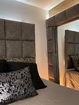 Snapshot of BrigitteVons chatting on 04-01-26, 05:31 BrigitteVons online show from 04-01-26, 05:31