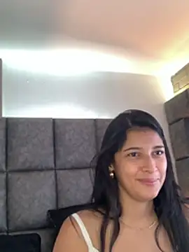 Snapshot of BrigitteVons chatting on 04-20-26, 11:46 BrigitteVons online show from 04-20-26, 11:46