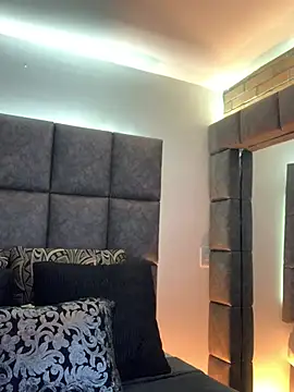 Snapshot of BrigitteVons chatting on 04-14-26, 10:26 BrigitteVons online show from 04-14-26, 10:26