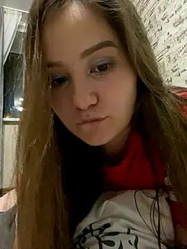 Regina Lynne online show from 11-06-25, 04:00