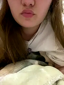 Regina Lynne online show from 11-10-25, 06:02