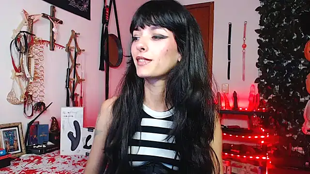 CarrieBurton online show from 11-07-25, 01:37