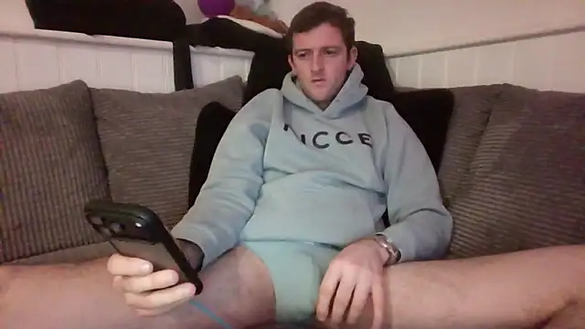 xjamesxgx online show from 02-05-26, 07:21