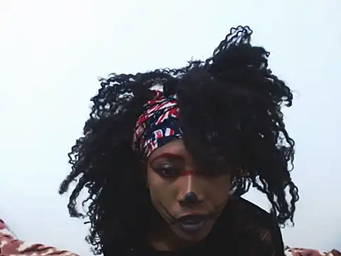 Snapshot of Ninjainia chatting on 10-31-25, 03:41 Ninjainia online show from 10-31-25, 03:41