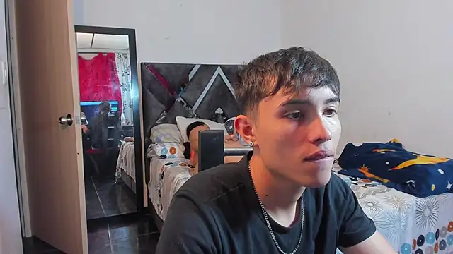 MollyandFher online show from 11-22-25, 03:27