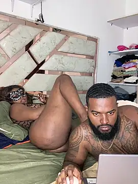 Snapshot of PassionEbony_ chatting on 11-08-25, 05:11 PassionEbony online show from 11-08-25, 05:11