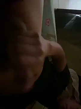 Snapshot of Dominick258 chatting on 10-30-25, 04:37 Dominick258 online show from 10-30-25, 04:37