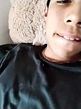 Snapshot of Fede26Zonasur chatting on 10-30-25, 11:19 Fede26Zonasur online show from 10-30-25, 11:19